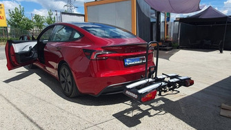 Tesla Model 3 suport bicicleta pe carlig Menabo Antares 2 pliabil