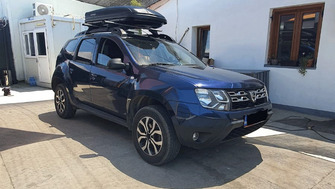 Dacia Duster bare portbagaj Menabo Profile M si cutie portbagaj Menabo Marathon 460 Dark