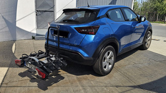 Nissan Juke suport bicicleta cu prindere pe carlig Thule VeloCompact pentru 3 biciclete