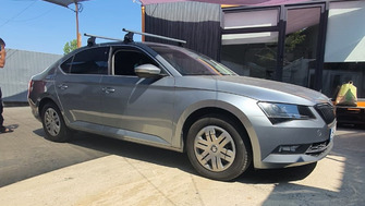 Skoda Superb bare portbagaj Menabo Omega aluminiu