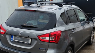 Suzuki SX4 S-Cross cu bare Menabo Sonic Silver