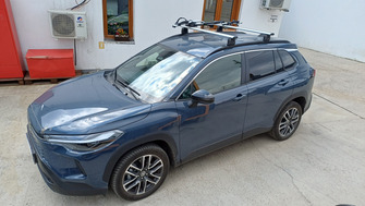 Toyota Corolla Cross bare transversale Menabo Dedicate OE