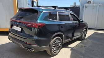 Chery Tiggo 8 cu bare transversale Menabo Sonic Black