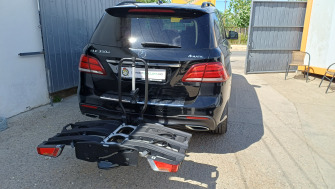 Mercedes GLEd cu suport bicicleta Thule EasyFold XT 3