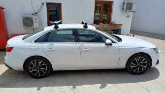 Audi A4 cu bare transversale Menabo Omega Plus Aluminiu