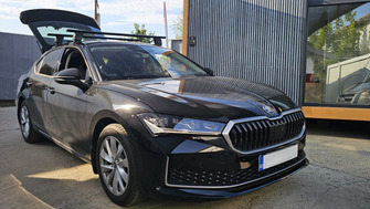 Skoda Superb cu bare transversale Menabo Delta Black