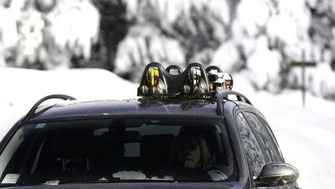 Menabo Himalaya magnetic ski rack