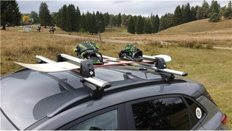 Ski & snowboard racks: the essential car accessory for winter sports