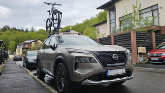 Nissan X-Trail 2026 with a Thule UpRide 599 bike rack