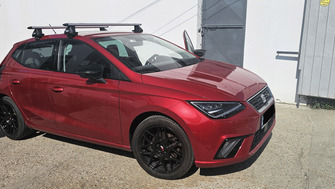 Seat Ibiza with Thule Evo Clamp Silver roof bars