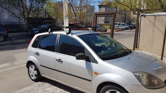 Ford Fiesta with Menabo Tema roof bars