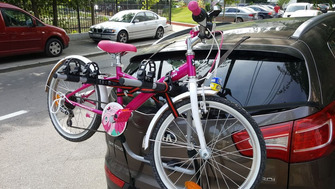 Kia Sportage with a Menabo Mistral bike rack