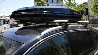 Audi A3 with a Menabo Diamond roof box