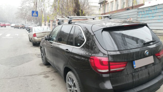 BMW X5 bare transversale Menabo Tema