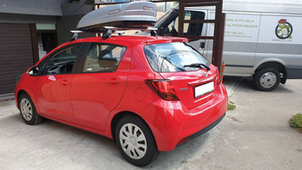 Toyota Yaris bare transversale Menabo Tema si cutie portbagaj Menabo Mania Silver