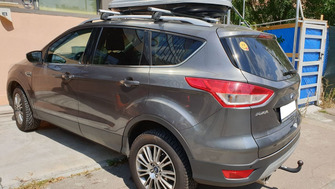 Ford Kuga bare transversale Menabo Sherman XL si cutie portbagaj Menabo Mania