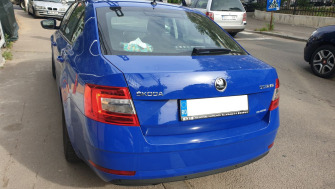 Skoda Octavia bare transversale Menabo Delta Black si suport bicicleta Thule Freeride