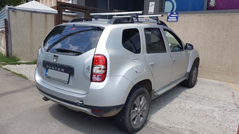 Dacia Duster bare transversale Menabo Profile M