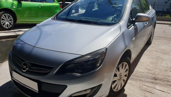 Opel Astra bare transversale Menabo Delta Silver