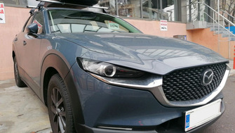 Mazda CX30 bare transversale Menabo Tema si cutie portbagaj Carbon Look