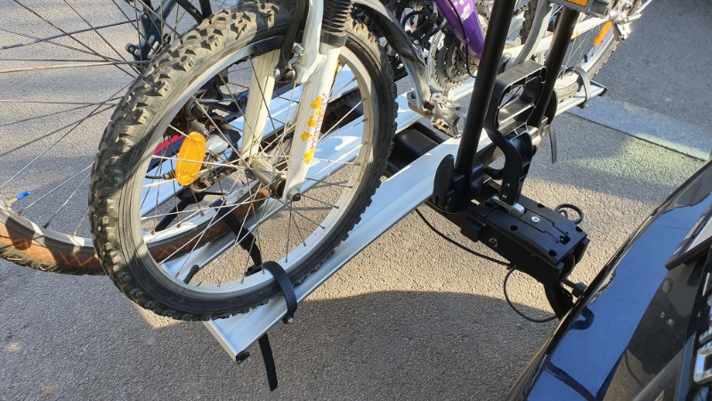 Suport Bicicleta pe carlig Menabo Alcor