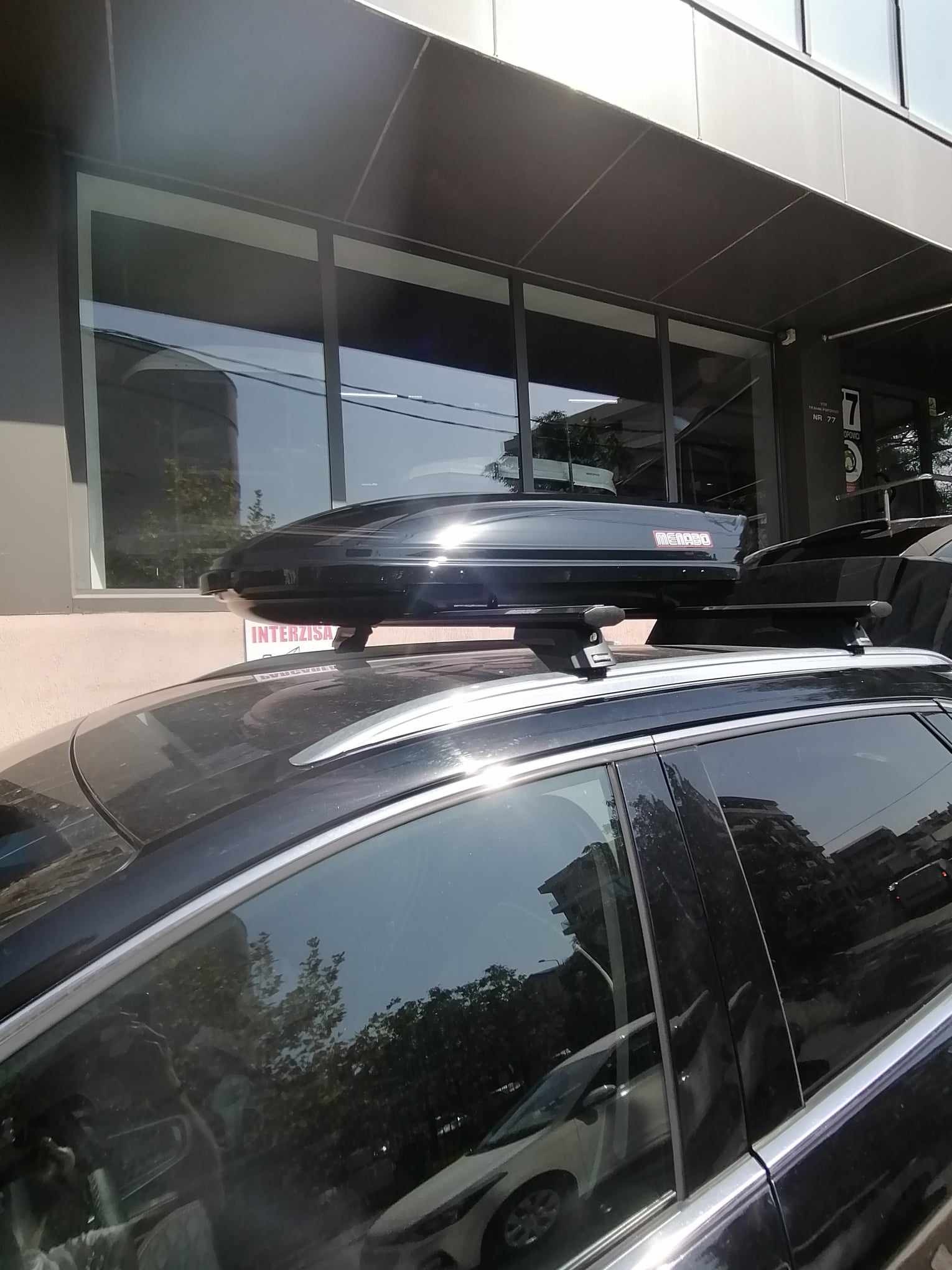 Ford Edge roof box and roof bars