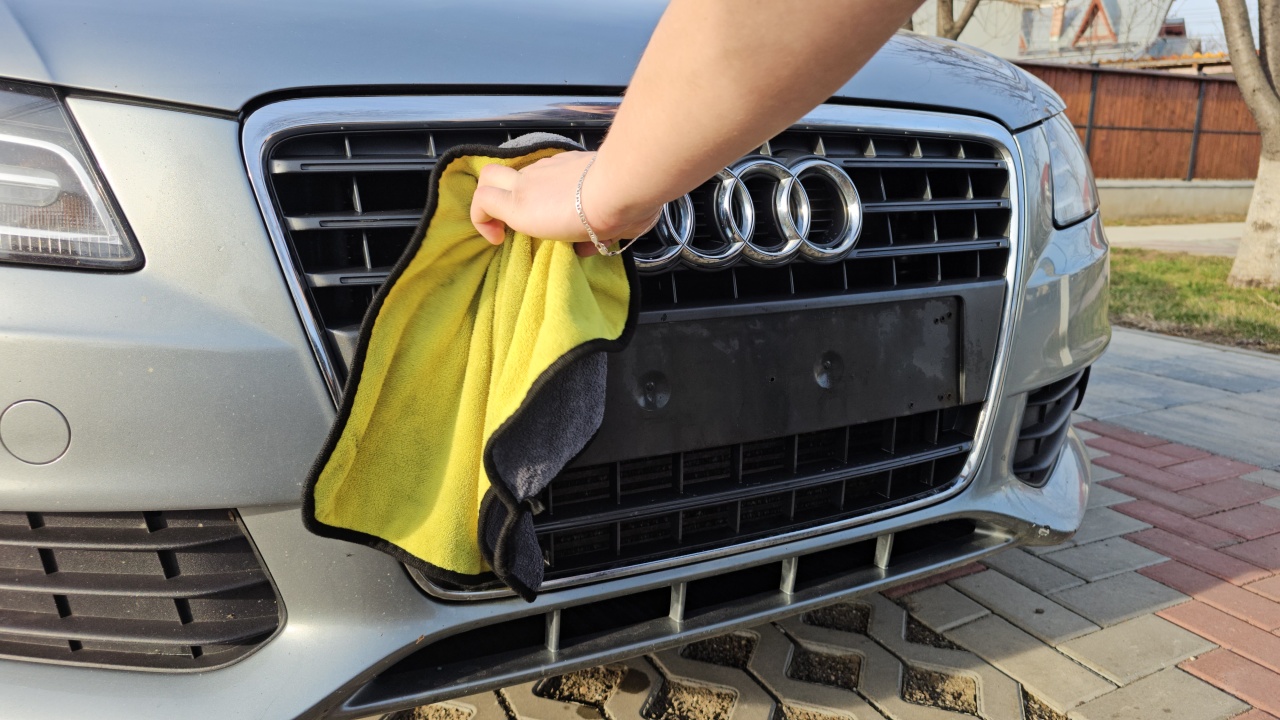 Solutie detailing auto - curatat si intretinere plastic exterior Ototop, 750ml - 3 | YEO