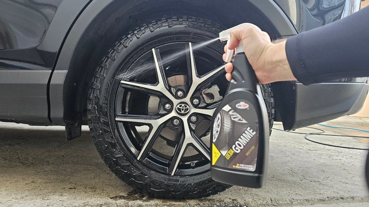 Solutie detailing auto - curatat si intretinere anvelope/cauciucuri Ototop, 750ml - 2 | YEO