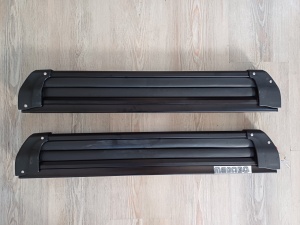 Suport schi snowboard Menabo Silver Ice BLACK pe bare transversale, 6 perechi ski / 4 snowboard