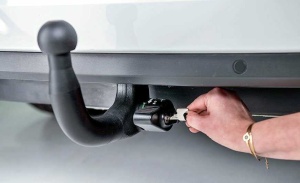 Tow bar - Bmw Seria 7 Sedan F01 2008-2016 Detachable Vertical Hakpol - Img 3