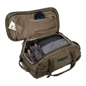 Thule Chasm 3205587