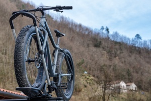 Bike rack Menabo Chrono roof-bar mounted - Img 18