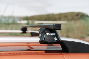 Thule SquareBar Raised roof bars for Mitsubishi Space Wagon 1999-2003 - Img 12