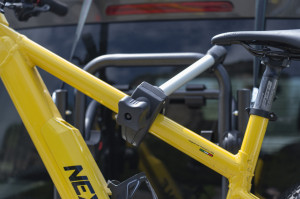 Suport biciclete Menabo Cobra 3 Plus pentru 3 biciclete cu prindere pe haion - Img 2
