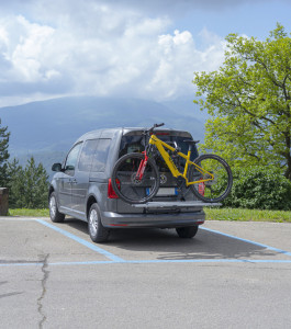 Suport biciclete Menabo Cobra 3 Plus pentru 3 biciclete cu prindere pe haion - Img 4