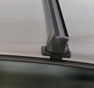 Menabo Delta Black roof bars for Hyundai i10 (At), 5 doors, model 2019+ - Img 3