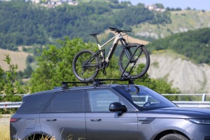 Suport bicicleta Menabo Clover DX cu prindere pe bare transversale - Img 10