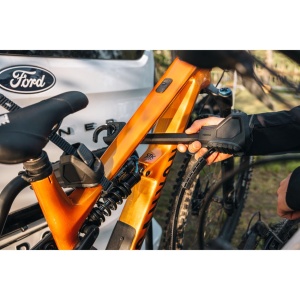 Suport biciclete Thule VeloSpace 3 cu prindere pe carligul de remorcare (13pini) pentru 3 biciclete - Img 10