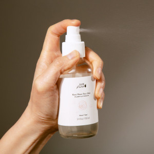 Toner Hidratant cu Trandafir și Acid Hialuronic - Img 2
