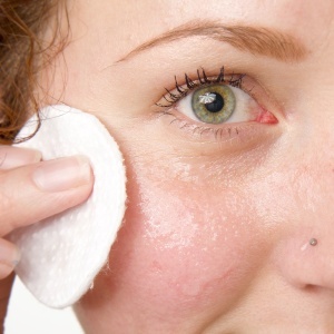 Toner hidratant cu Alge Marine și Acid Hialuronic - Hidratare și Catifelare - Img 3