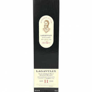 Lagavulin 11 yo Offerman box front
