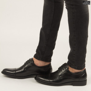 pantofi barbati pentru tinute elegante