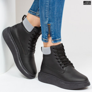 ghete sport dama negre