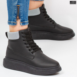 ghete sport dama negre