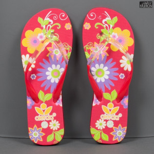 papuci dama cu aspect floral