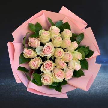 Buchet de 19 trandafiri roz - Img 2