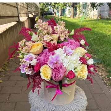 Cutie cu flori "Pink Mania"