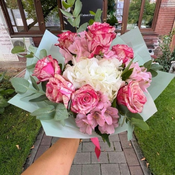 Buchet flori „Pink Elegance”