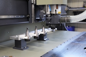 LEPUS X – Centru CNC pentru prelucrarea panourilor compozite (ACP) - Img 2