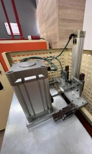 KRG 211 Utilajul automat de frezat teu montant (1 Cutit, 6 profile) - Img 8